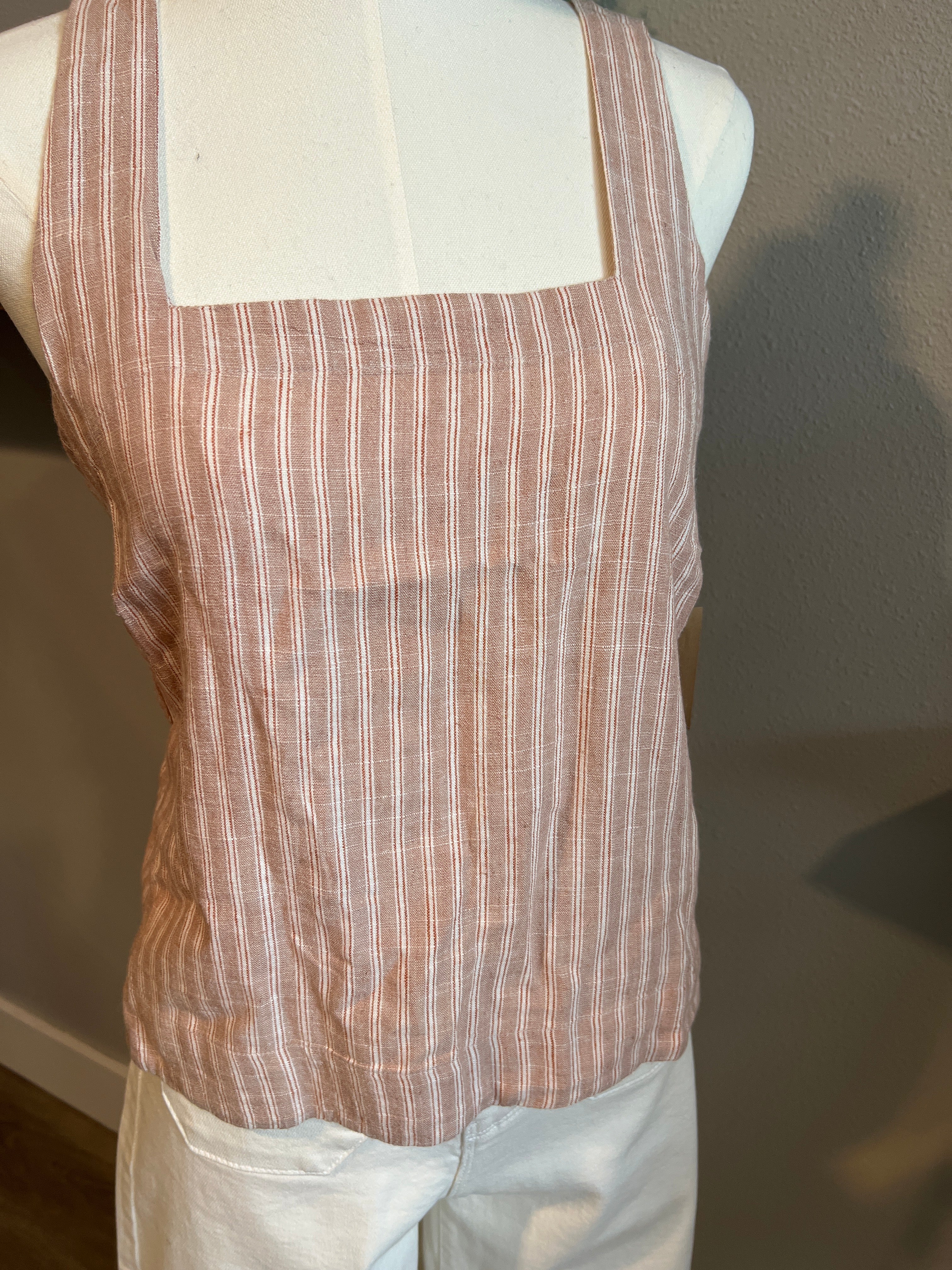 Elaris Sunveil Tank