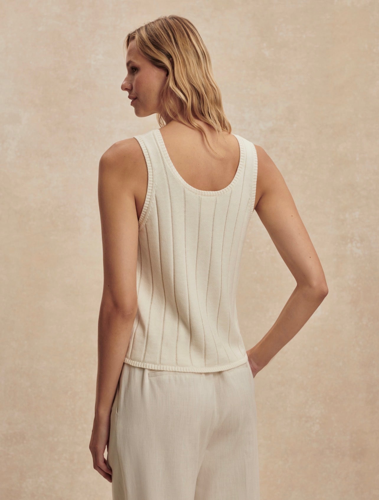 Akaka Wide Rib Tank